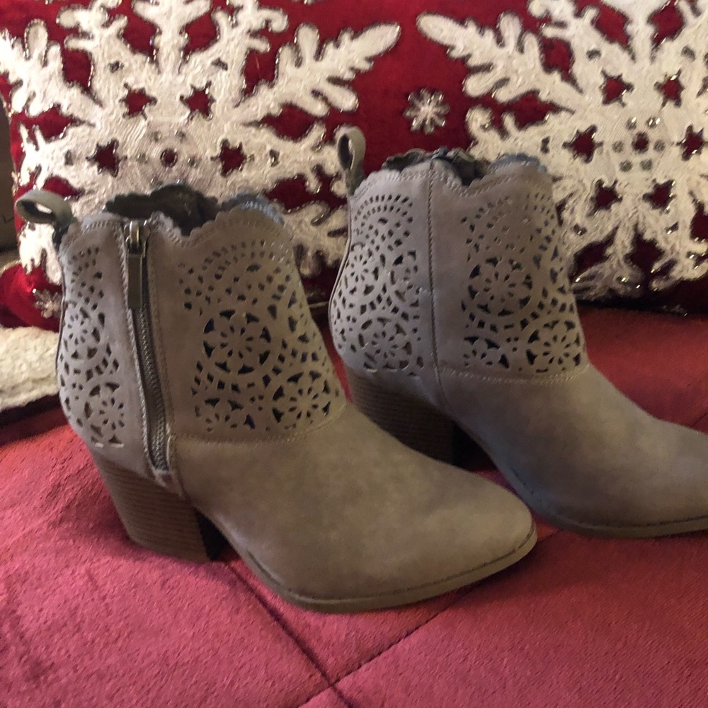 Sugar cut out booties